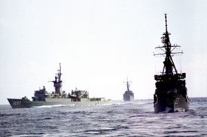 USS Moinester underway Nov 1984